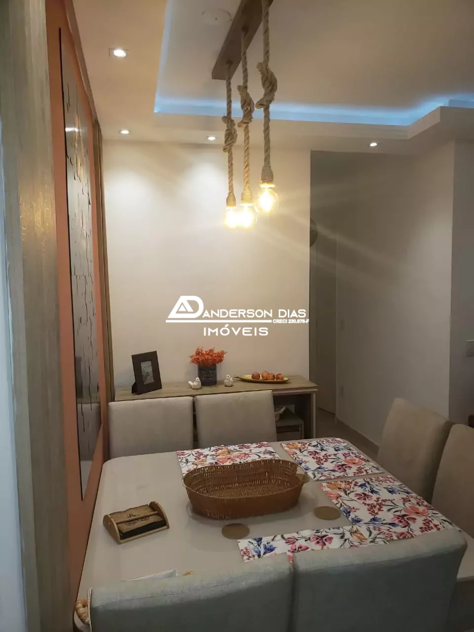 Apartamento mobiliado com 2 dormitórios, 1 suíte com 56m²  a venda por Por R$ 480 mil-  Martim de Sá- Caraguatatuba-SP